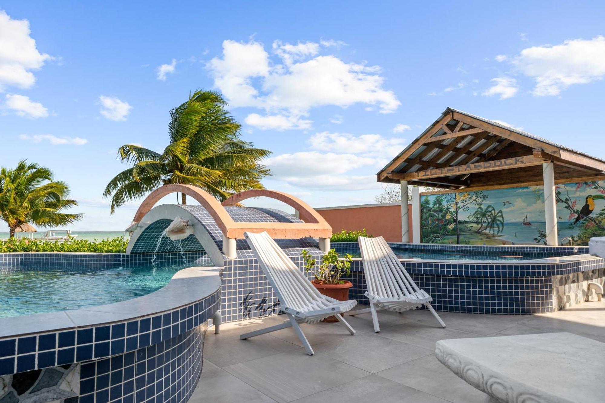 Tilt-Ta-Dock Resort Belize Корозал Екстериор снимка