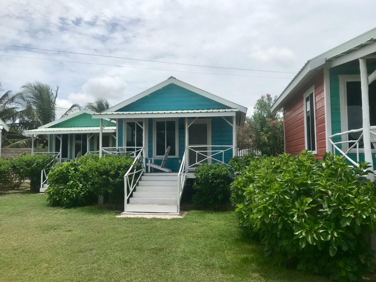 Tilt-Ta-Dock Resort Belize Корозал Екстериор снимка